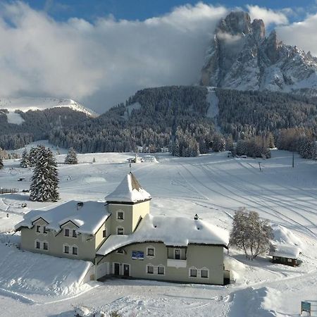 Villa Pana Santa Cristina Val Gardena Exteriör bild